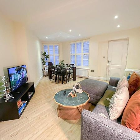 3 Bedroom Apartment With Private Terrace In Pimlico, Westminster, Victoria ลอนดอน ภายนอก รูปภาพ