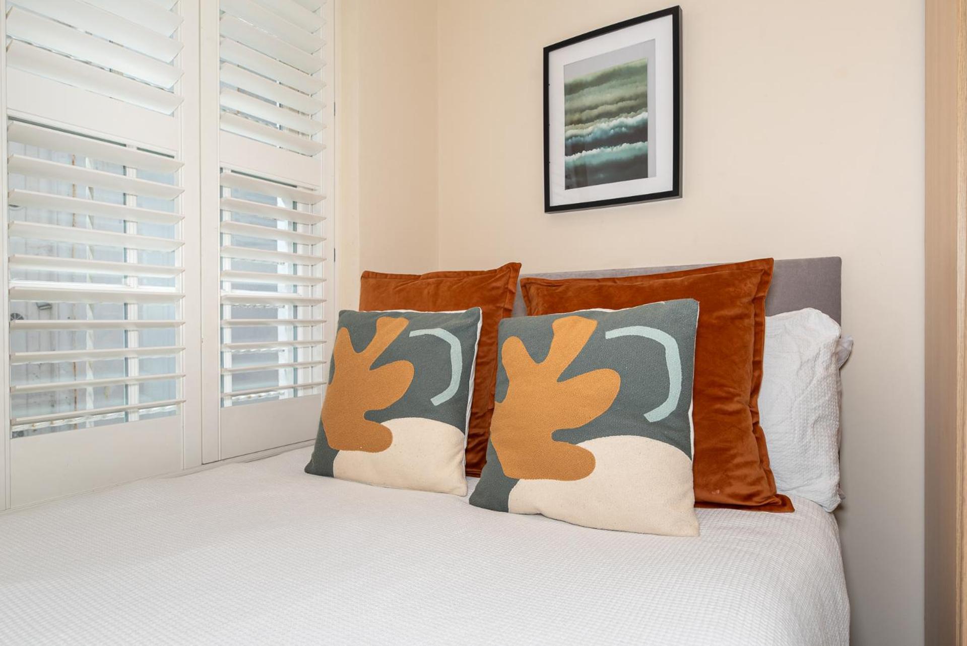 3 Bedroom Apartment With Private Terrace In Pimlico, Westminster, Victoria ลอนดอน ภายนอก รูปภาพ