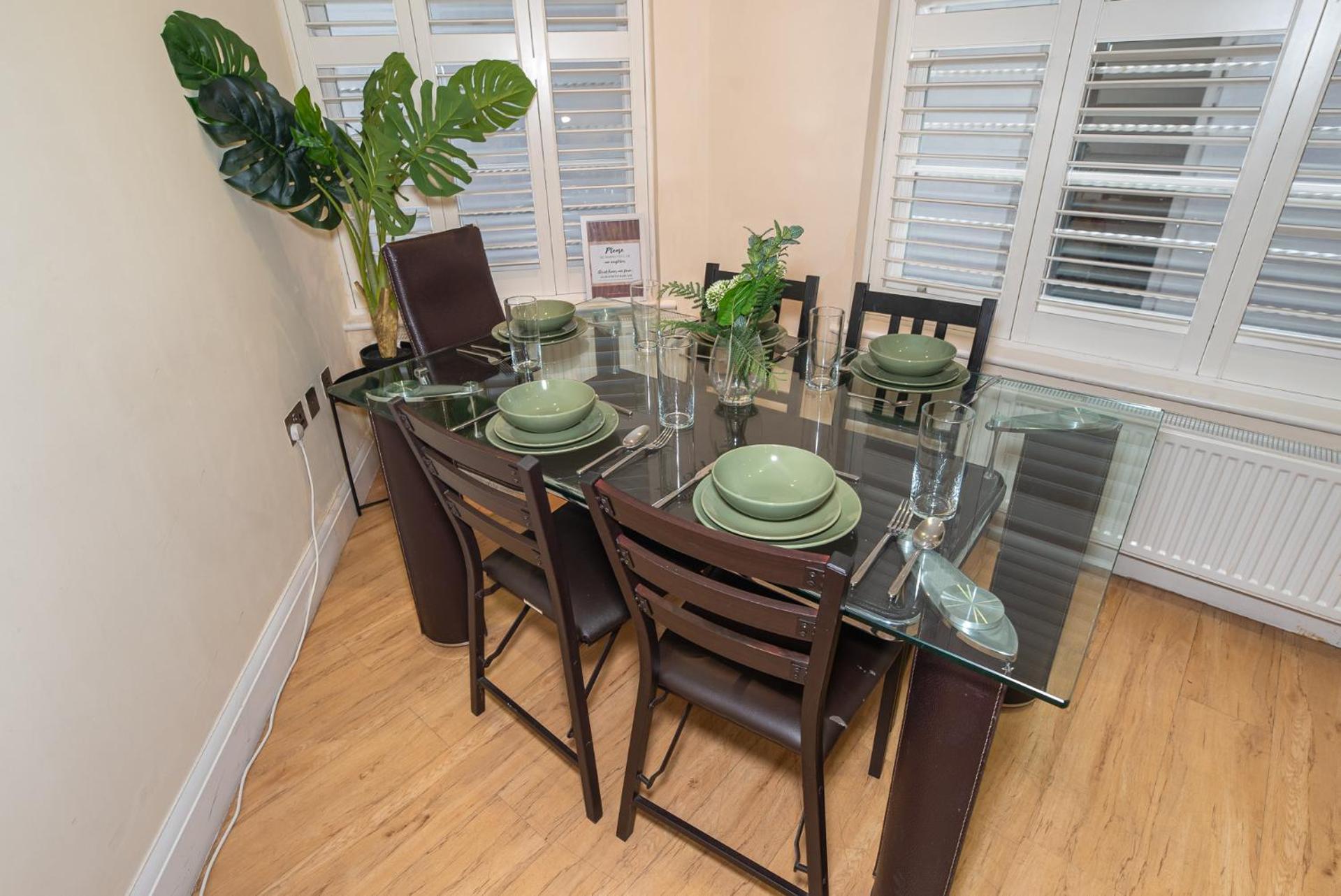 3 Bedroom Apartment With Private Terrace In Pimlico, Westminster, Victoria ลอนดอน ภายนอก รูปภาพ