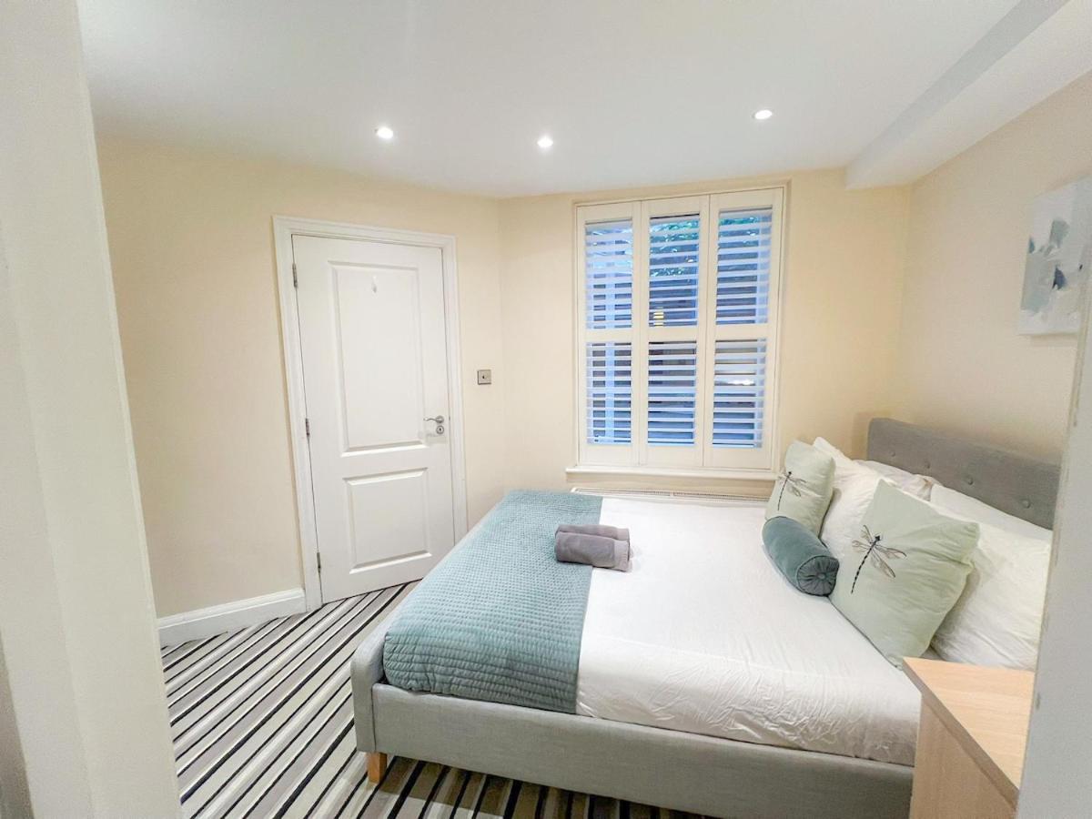 3 Bedroom Apartment With Private Terrace In Pimlico, Westminster, Victoria ลอนดอน ภายนอก รูปภาพ